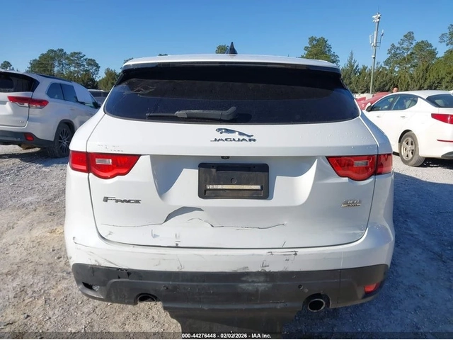 Jaguar F-PACE * Prestige* Awd* ПАНО* KEYLESS* Camera* ПОДГРЕВ* - автомобили, коли, обяви за нови и употребявани 14