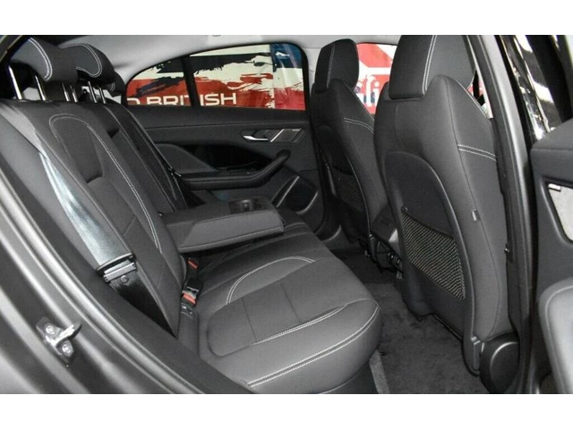 Jaguar I-Pace S EV400 - автомобили, коли, обяви за нови и употребявани 4