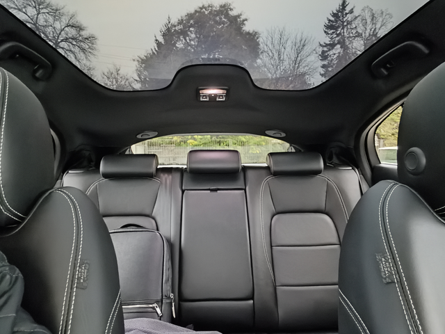 Jaguar I-Pace EV400 90 kWh (400 кс) AWD - автомобили, коли, обяви за нови и употребявани 9