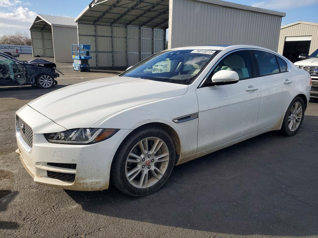 Jaguar XE 2.0L 4 Rear-wheel drive - автомобили, коли, обяви за нови и употребявани 0