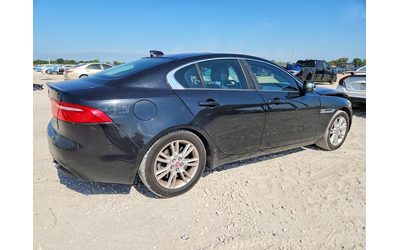 jaguar-xe-2-0l-4-rear-wheel-drive - 3