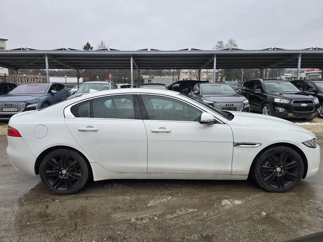 Jaguar XE 2.0D 180к.с ПРОБЛЕМ В МОТОРА - автомобили, коли, обяви за нови и употребявани 7