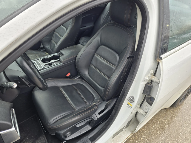 Jaguar XE 2.0D 180к.с ПРОБЛЕМ В МОТОРА - автомобили, коли, обяви за нови и употребявани 8