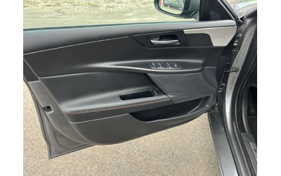 Jaguar XE 2.0TDI 180кс EURO 6B ПЕРФЕКТЕН ВНОС ИТАЛИЯ - автомобили, коли, обяви за нови и употребявани 6