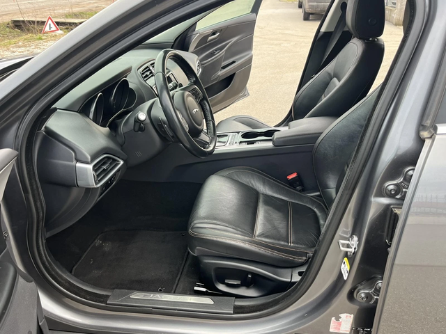 Jaguar XE 2.0TDI 180кс EURO 6B ПЕРФЕКТЕН ВНОС ИТАЛИЯ - автомобили, коли, обяви за нови и употребявани 7