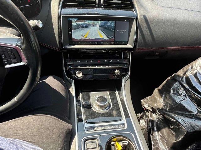 Jaguar XE | R Sport | 4X4 3.5T | + ГУМИ С ДЖАНТИ - автомобили, коли, обяви за нови и употребявани 8