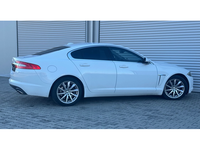 Jaguar Xf 2.2d 190ps, кожа, нави, мулти, лед, ксенон, евро5 - автомобили, коли, обяви за нови и употребявани 6