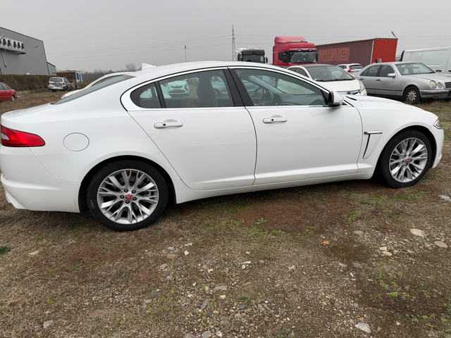Jaguar Xf 2.2 D 8 ZF(КАТО НОВА) - автомобили, коли, обяви за нови и употребявани 3