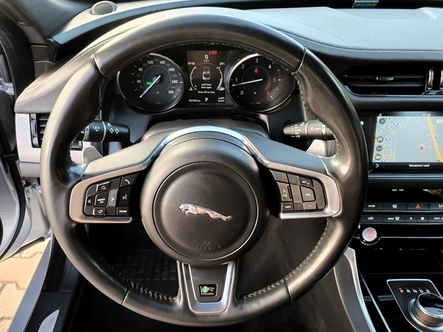 Jaguar Xf 2.0d R-Sport 4WD/240/ - автомобили, коли, обяви за нови и употребявани 7