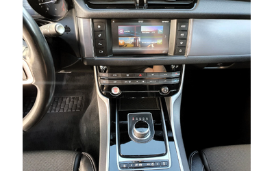 Jaguar Xf 2.0d R-Sport 4WD/240/ - автомобили, коли, обяви за нови и употребявани 8