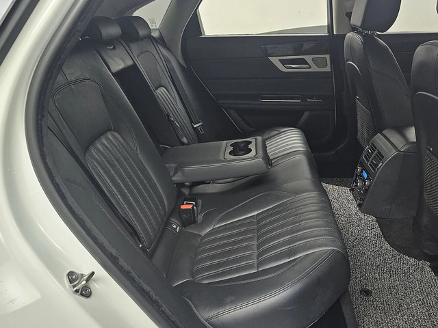 Jaguar Xf Xf (X260) 25T Portfolio - автомобили, коли, обяви за нови и употребявани 10