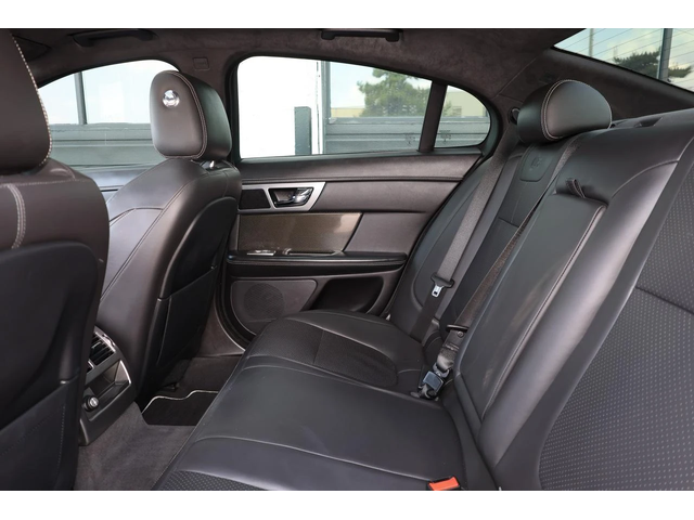 Jaguar Xf XFR 5.0L V8 - SUNROOF| BLINDSPOT| NAVI| CAMERA - автомобили, коли, обяви за нови и употребявани 11