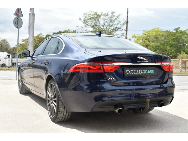 Jaguar Xf 2.0T* 200PS* SPORT - автомобили, коли, обяви за нови и употребявани 2