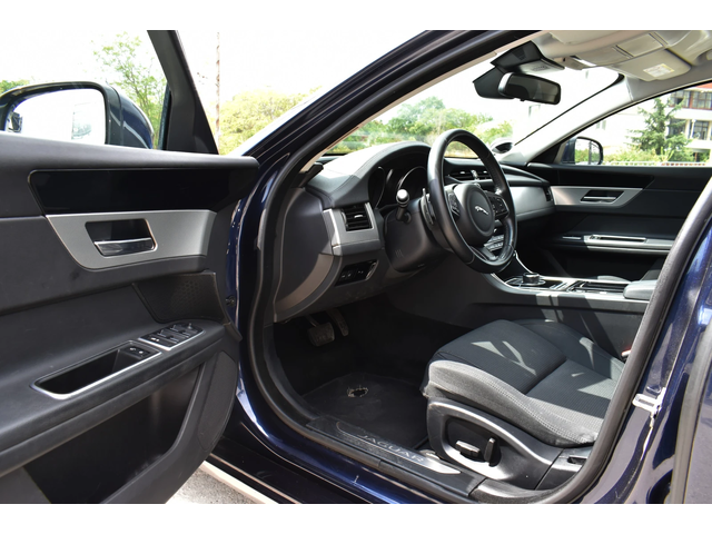 Jaguar Xf 2.0T* 200PS* SPORT - автомобили, коли, обяви за нови и употребявани 9