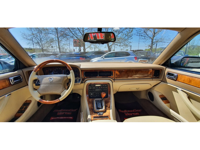 Jaguar Xj Daimler 4.0six - автомобили, коли, обяви за нови и употребявани 16