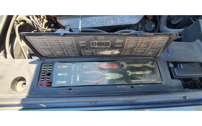 Jaguar Xj Daimler 4.0six - автомобили, коли, обяви за нови и употребявани 8