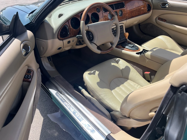 Jaguar Xk8 Cabriolet V8 115000km!!!ITALY - автомобили, коли, обяви за нови и употребявани 11