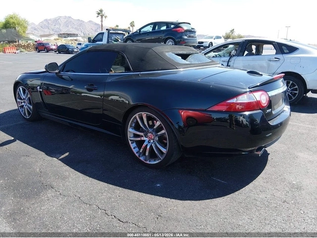Jaguar Xk8 - автомобили, коли, обяви за нови и употребявани 3