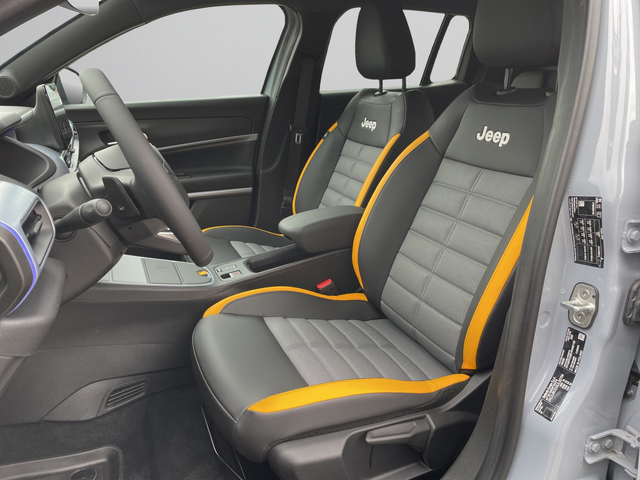 Jeep AVENGER THE NORTH FACE 1.2 e-Hybrid 48V 145hp 6-DCT 4xe - автомобили, коли, обяви за нови и употребявани 13