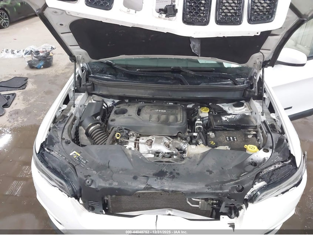 Jeep Cherokee 2.0L I-4 DI, DOHC, TURBO, 270HP 4X4 Drive - автомобили, коли, обяви за нови и употребявани 9