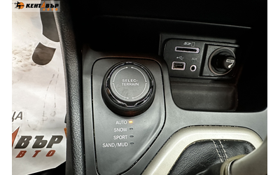 Jeep Cherokee 2.2M-Jet Night Eagle 4WD - автомобили, коли, обяви за нови и употребявани 12