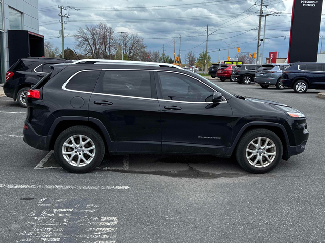 Jeep Cherokee 2.4L 4cyl FWD - автомобили, коли, обяви за нови и употребявани 2