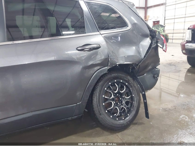 Jeep Cherokee 3.2L V-6 DOHC, 271HP 4X4 Drive - автомобили, коли, обяви за нови и употребявани 16