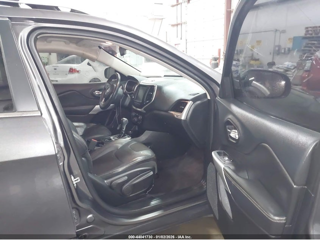 Jeep Cherokee 3.2L V-6 DOHC, 271HP 4X4 Drive - автомобили, коли, обяви за нови и употребявани 4