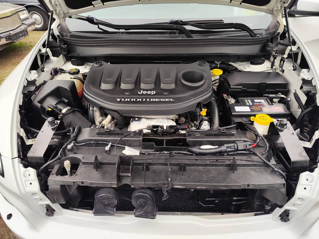 Jeep Cherokee 2.2TD Overl.AWD200кс - автомобили, коли, обяви за нови и употребявани 14