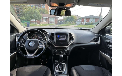 Jeep Cherokee * Latitude, Longitude, North * CARFAX * ЦЕНА ДО БГ - автомобили, коли, обяви за нови и употребявани 8