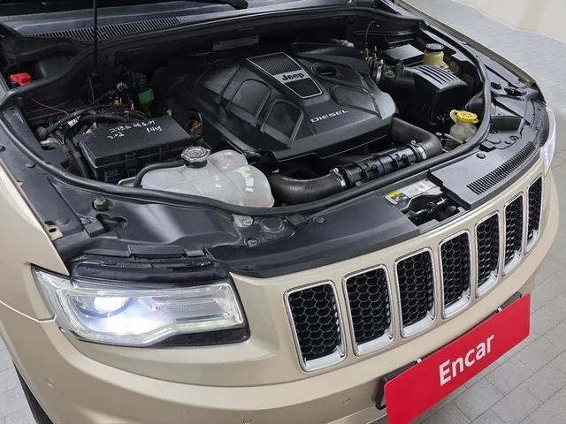 Jeep Cherokee 3.0 Diesel Overland - автомобили, коли, обяви за нови и употребявани 5