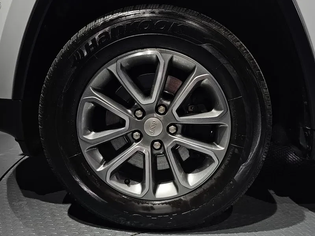 Jeep Cherokee 3.0 Diesel Limited - автомобили, коли, обяви за нови и употребявани 4