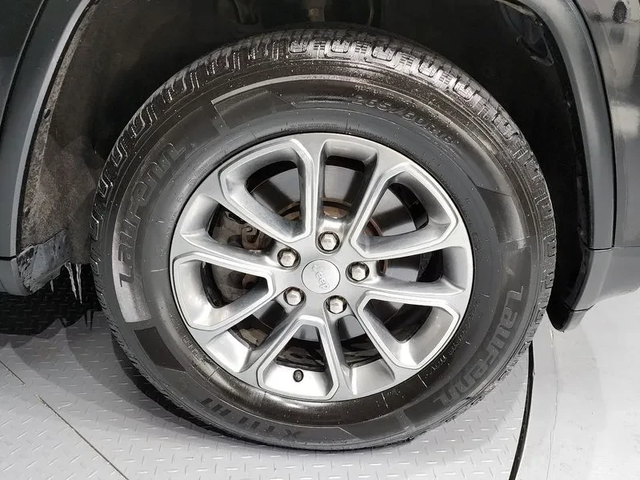 Jeep Cherokee 3.0 Diesel Limited - автомобили, коли, обяви за нови и употребявани 4