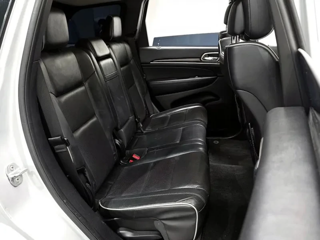 Jeep Cherokee 3.0 Diesel Overland - автомобили, коли, обяви за нови и употребявани 11