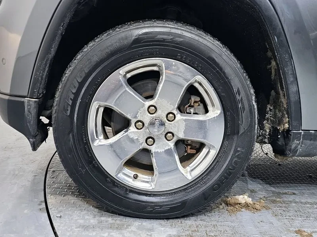 Jeep Cherokee 3.0 Diesel Overland - автомобили, коли, обяви за нови и употребявани 4