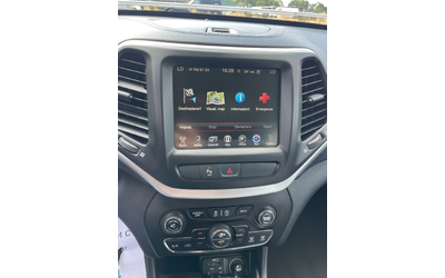 Jeep Cherokee 2.2GRDI-200-NAVI-ITALIA - автомобили, коли, обяви за нови и употребявани 11