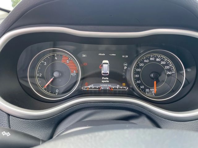 Jeep Cherokee 2.2GRDI-200-NAVI-ITALIA - автомобили, коли, обяви за нови и употребявани 9