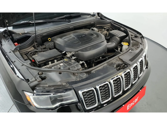 Jeep Cherokee Grand Cherokee 3.6 Limited Wk2 - автомобили, коли, обяви за нови и употребявани 4