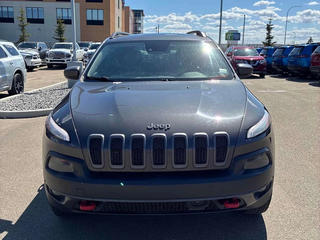 Jeep Cherokee * Trailhawk * PANO * КАМЕРА * ПОДГРЕВ * NAVI - автомобили, коли, обяви за нови и употребявани 5