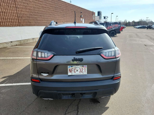 Jeep Cherokee * Altitude * ПАМЕТ * KEYLESS * NAVI - автомобили, коли, обяви за нови и употребявани 3