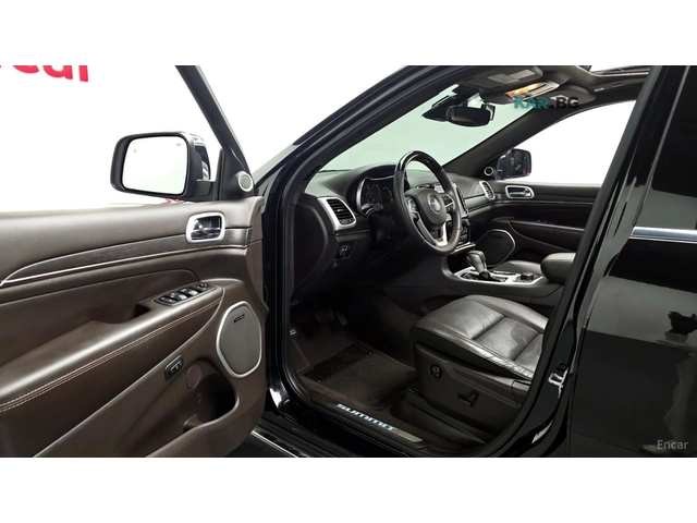 Jeep Cherokee SUMMIT* PANO* КОЖА* ОБДУХВАНЕ* ПОДГРЕВ* НАВИ* КАМЕ - автомобили, коли, обяви за нови и употребявани 8