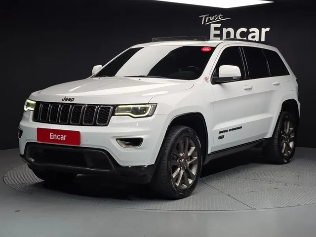 Jeep Cherokee 3.0D Special Edition - САМО 30% АВАНС - автомобили, коли, обяви за нови и употребявани 0