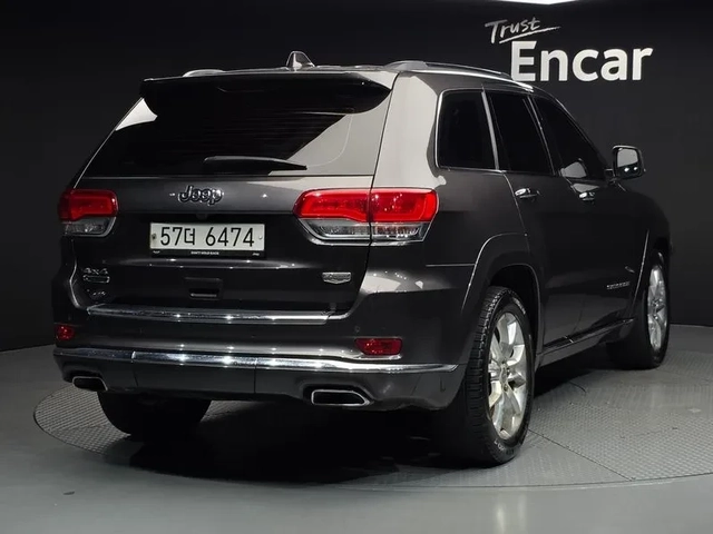 Jeep Cherokee 3.0D Overland - САМО 30% АВАНС - автомобили, коли, обяви за нови и употребявани 3