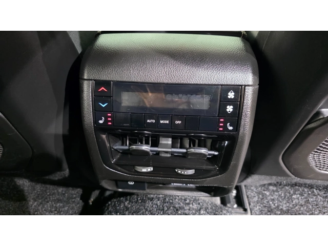 Jeep Cherokee 3.6 Overland 4WD - автомобили, коли, обяви за нови и употребявани 15
