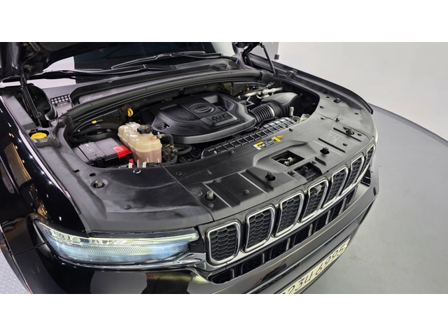 Jeep Cherokee 3.6 Overland 4WD - автомобили, коли, обяви за нови и употребявани 5