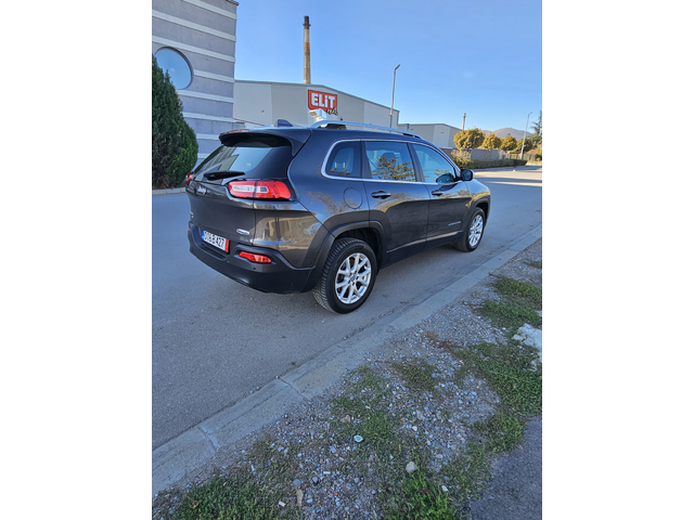 Jeep Cherokee LONGITUDE 4x4 2.0MJet 6ск. - автомобили, коли, обяви за нови и употребявани 4