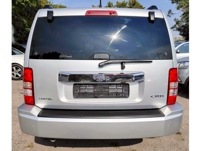 Jeep Commander 2.8CRD/LIMITED/NAVI - автомобили, коли, обяви за нови и употребявани 4