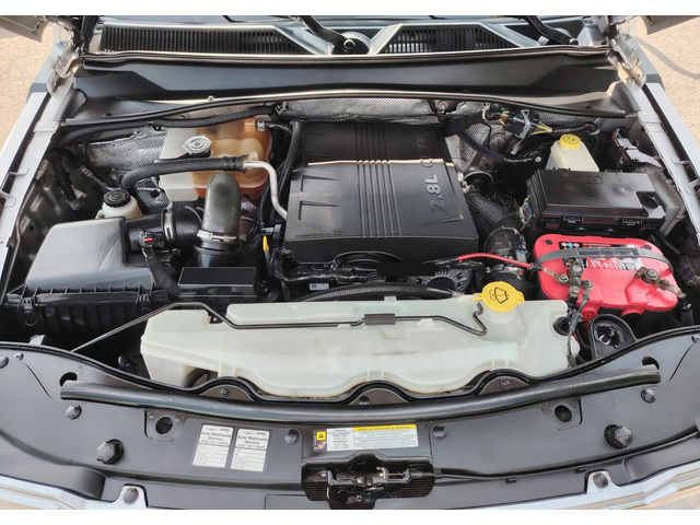 Jeep Commander 2.8CRD/LIMITED/NAVI - автомобили, коли, обяви за нови и употребявани 7