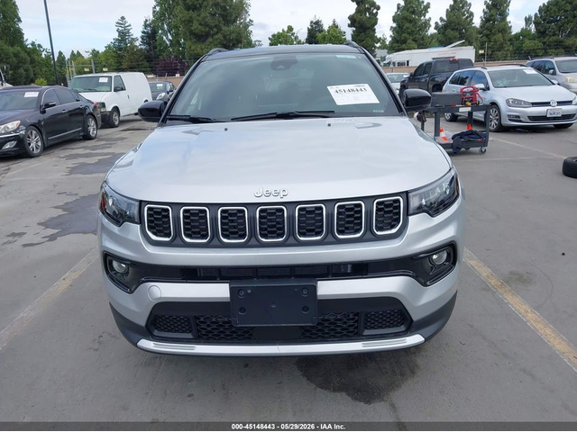 Jeep Compass 2.0L I-4 DI, DOHC, VVT, TURBO, 200HP 4X4 Drive - автомобили, коли, обяви за нови и употребявани 5