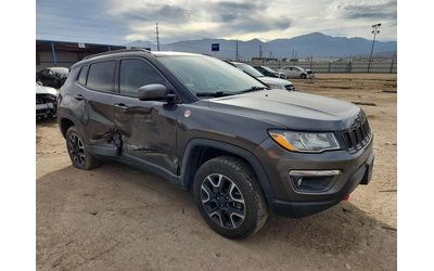 jeep-compass-2-4l-4-4x4-w-front-whl-drv - 4